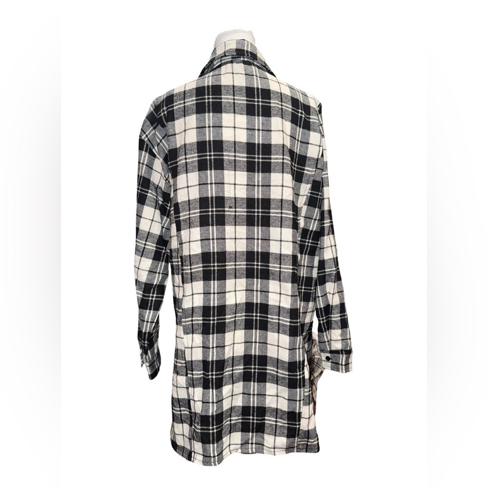 VICI black white plaid flannel button down shirt oversized small NWT - Picture 11 of 11